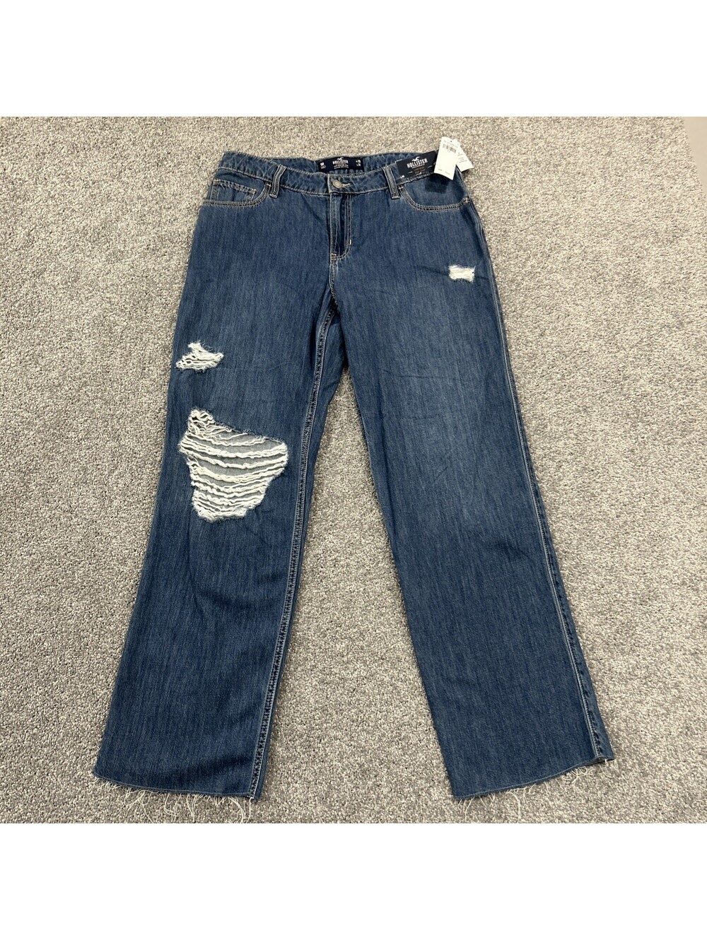 NWT Baggy Hollister Low Rise Distressed Dad Jeans Size 9R 29x31